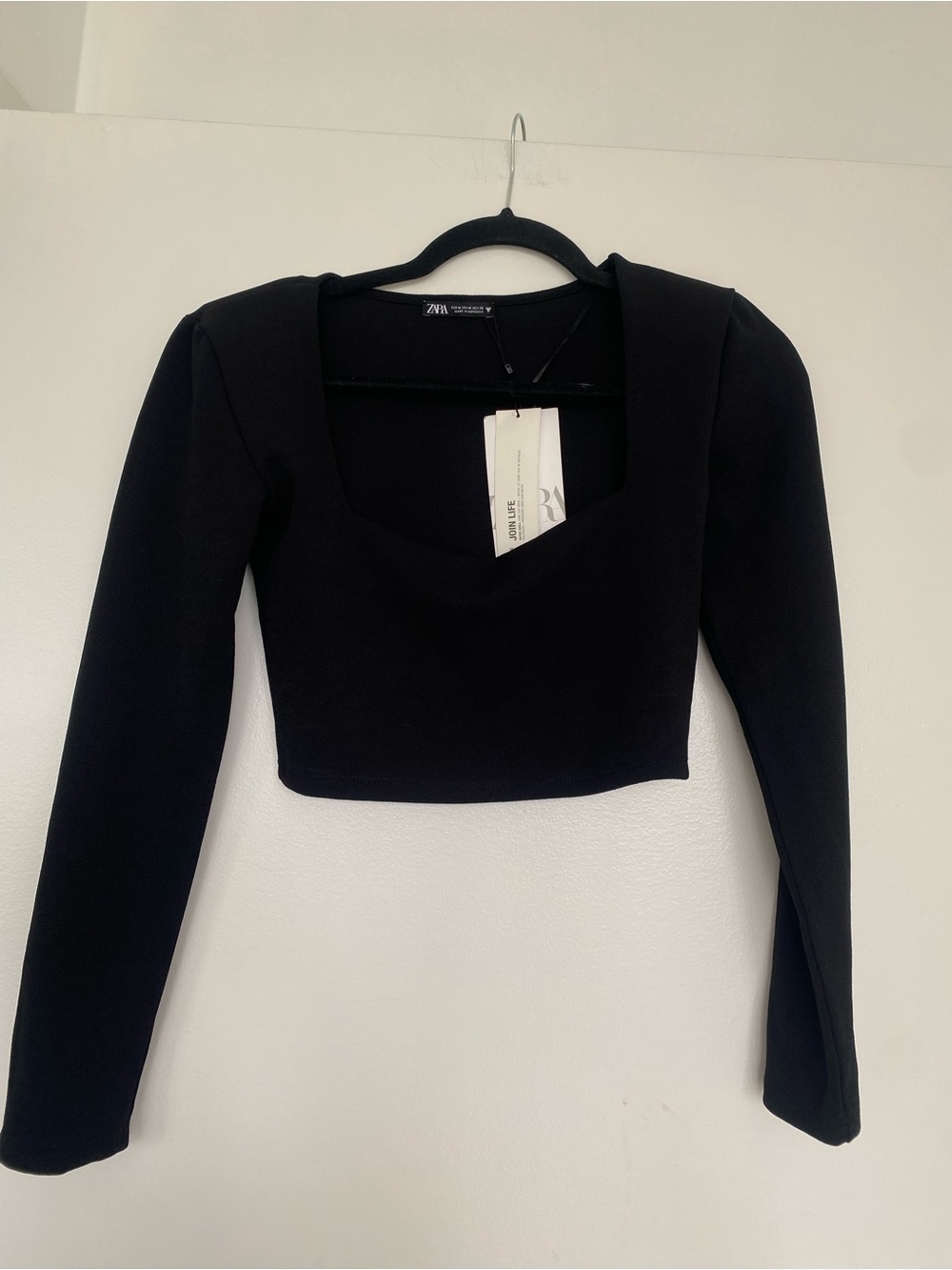 🛍️NWT ZARA SHOULDER PAD TOP - Picture 2 of 4